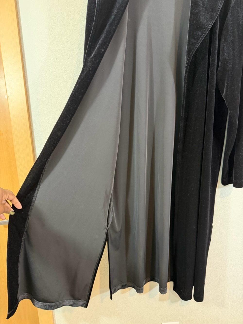 Chico’s Black Velvet Longline Duster Size 3 (US XL) Long Sleeve Jacket Sweater - Picture 6 of 8
